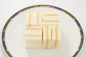 サンドウィッチ（ハムチーズ）