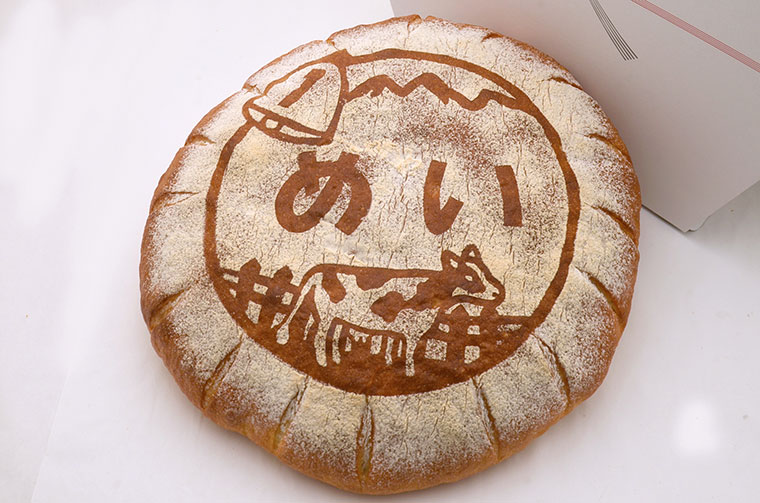 一升パン（うし）